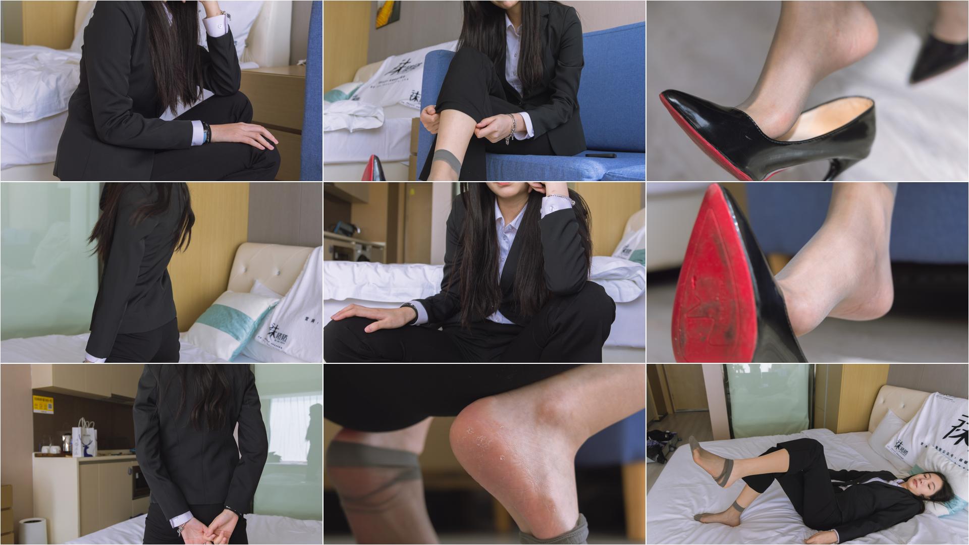 [BoBoSocks袜啵啵]NO.245 小甜豆-高跟鞋、短灰丝、半蹲镜头较多 [300P+1V／8.48GB]-私房图片写真